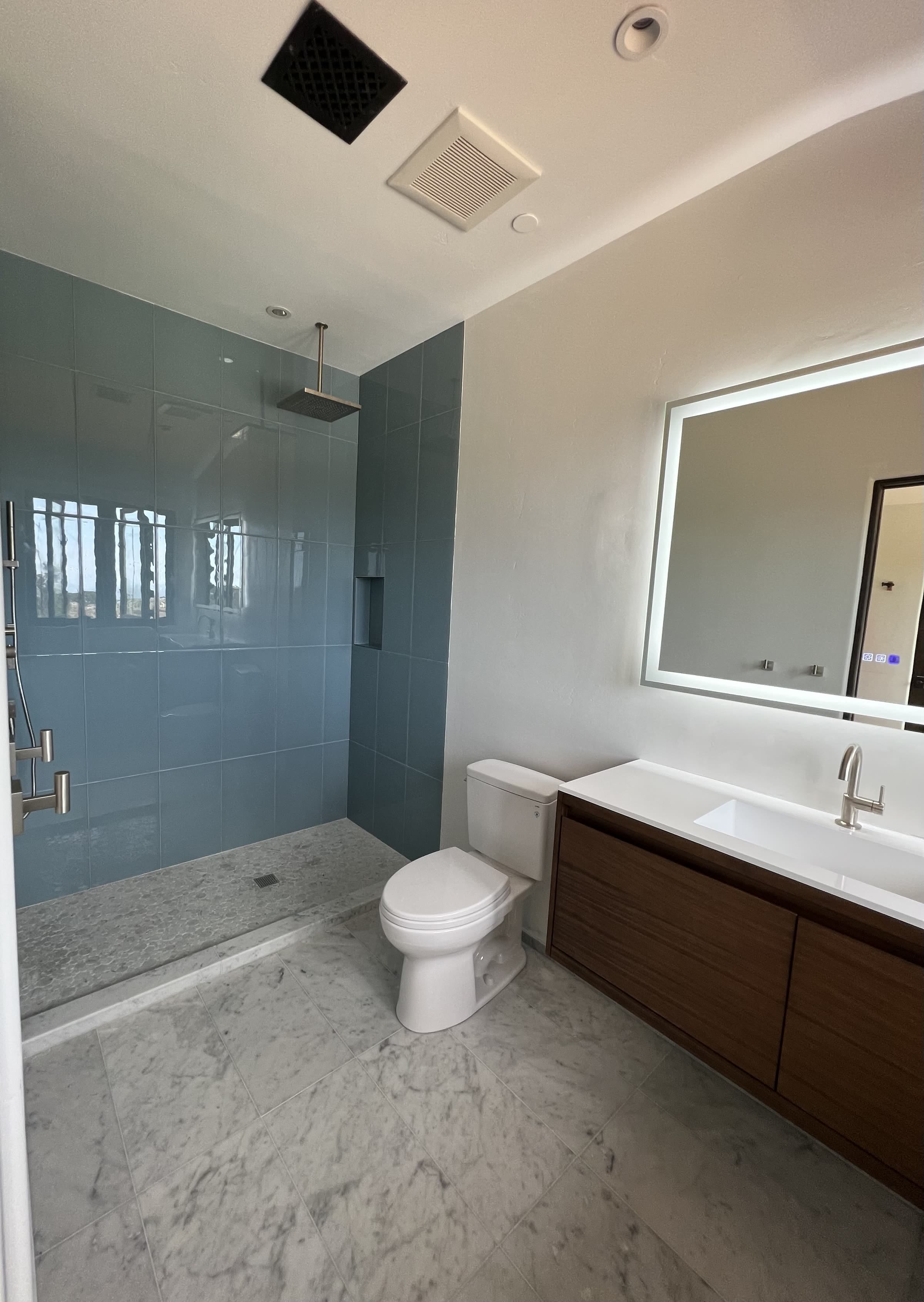 Skyview Dr. Remodel photo 3